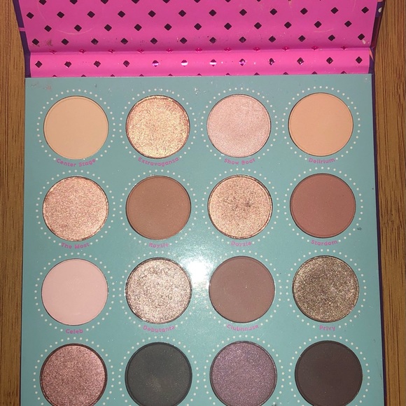 Colourpop Fame Palette - Picture 6 of 7